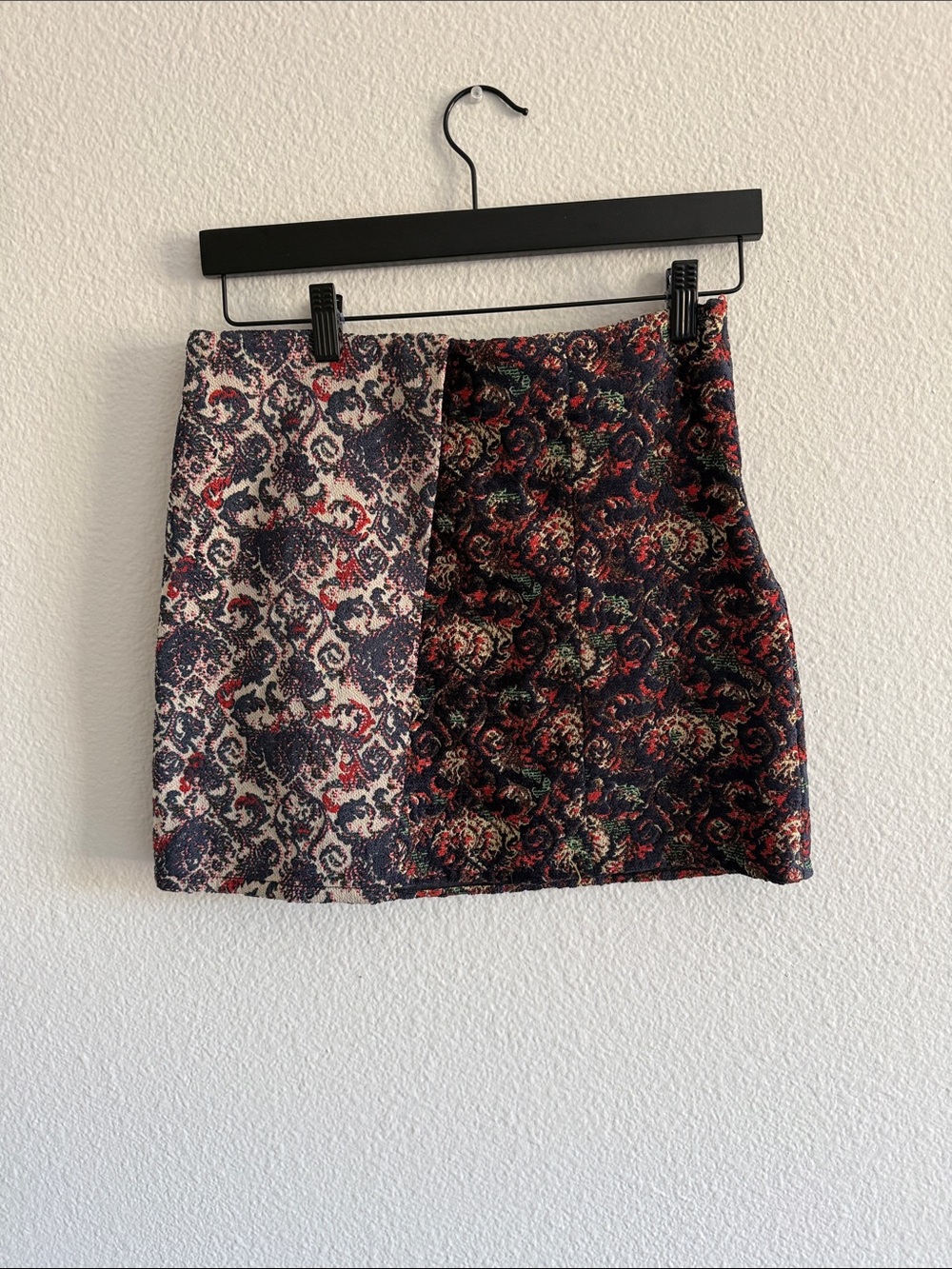 Free People Black Red Floral Jacquard Mini Skirt | Size M - Picture 2 of 6